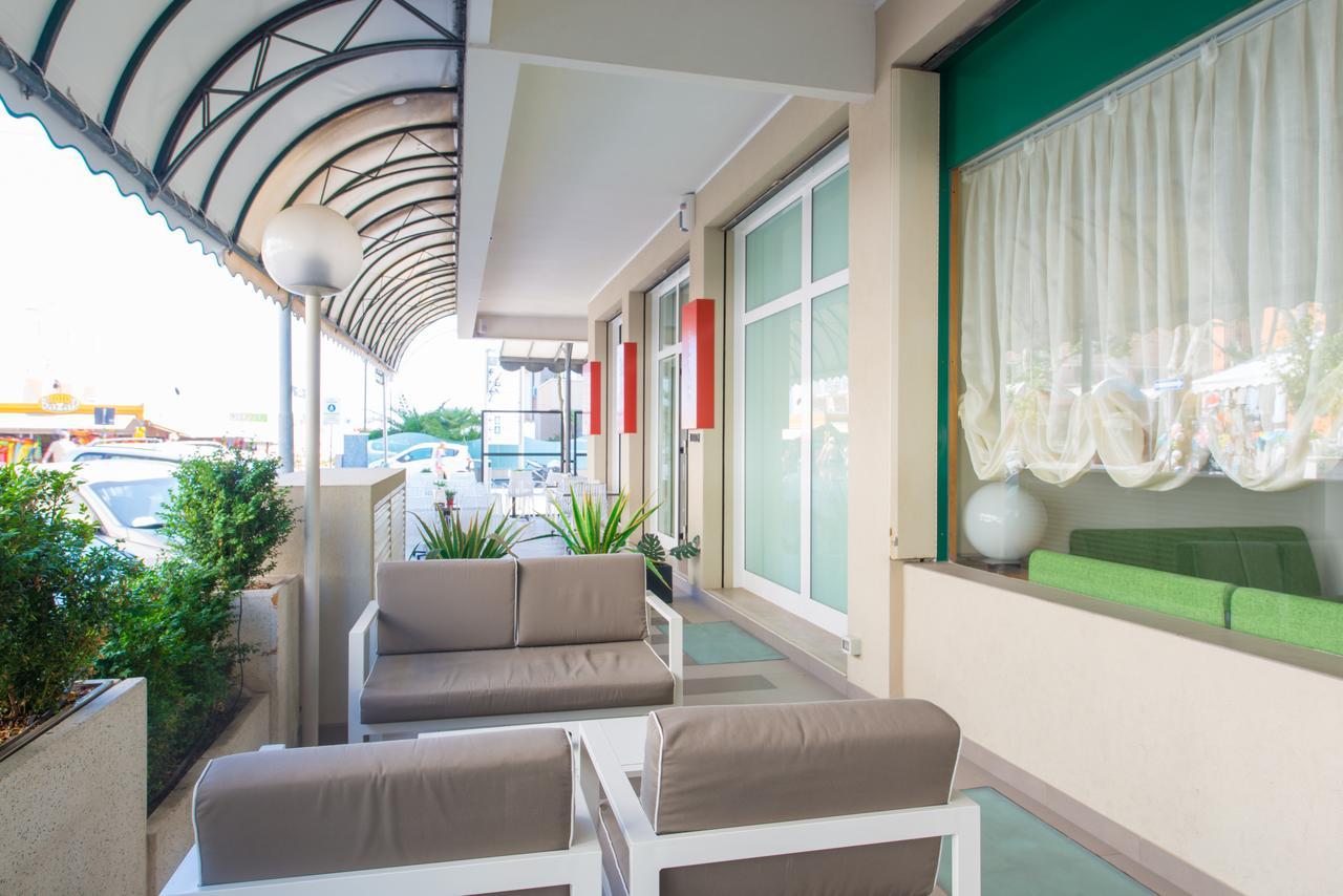 Hotel 2000 Rimini Exterior foto